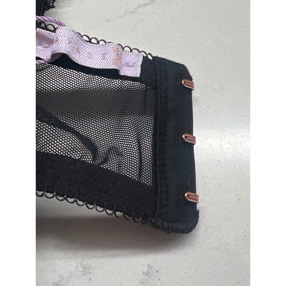 Savage X Fenty Black Floral Lace Garter Belt Rose Gold Hardware NWT 2X - Picture 8 of 9